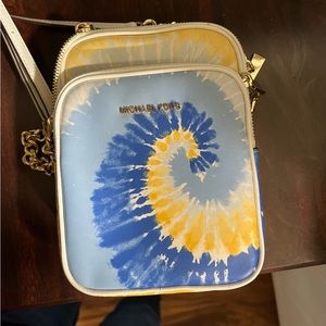 Michael Kors cross body